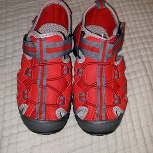 DREAM PAIRS Boys Girls Summer Sport Sandals..New..No tag
